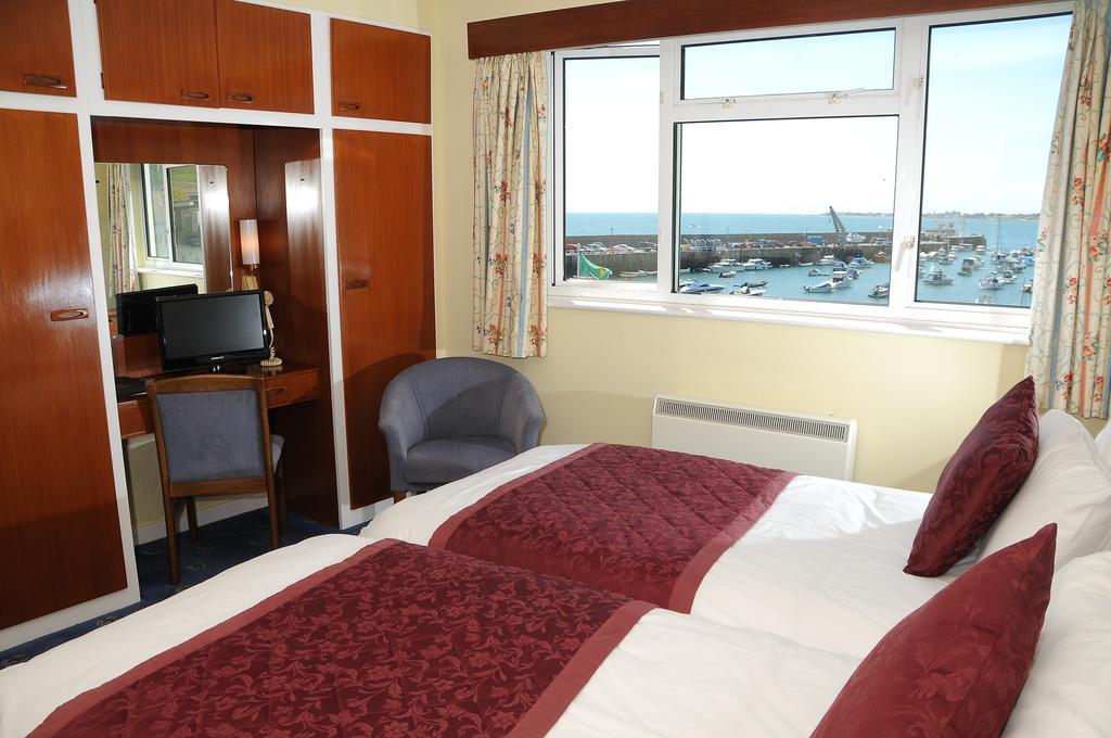 Dolphin Hotel Gorey Buitenkant foto