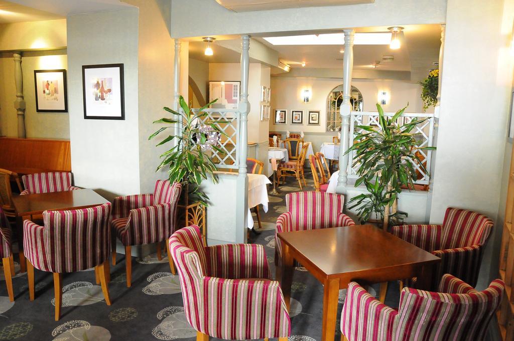 Dolphin Hotel Gorey Buitenkant foto